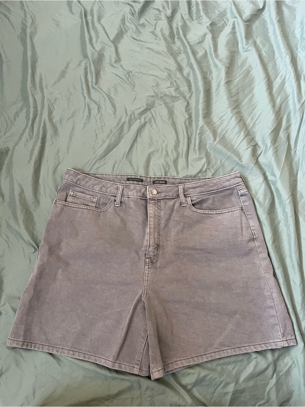 Gray/brown baggy shorts